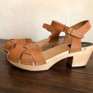 NWOB Swedish Hasbeens Kringlan Clog Sandals Size 40 US 9